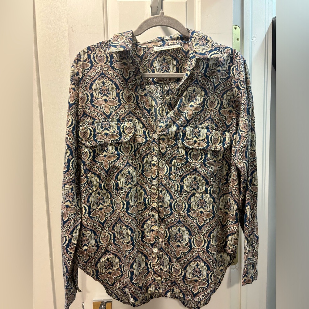 Roller rabbit printed button down top